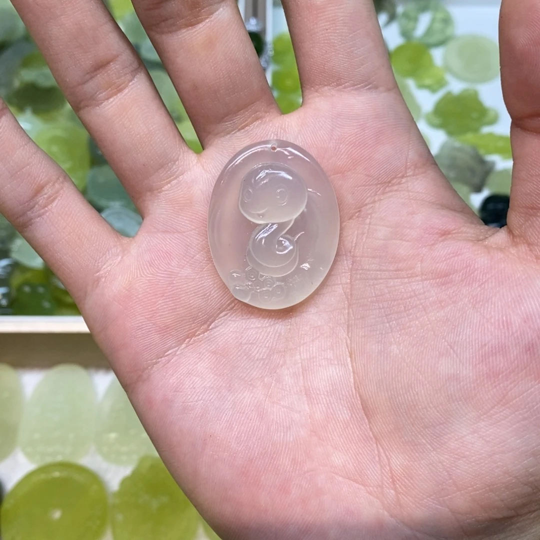 岫玉未镶嵌吊坠(不含链)