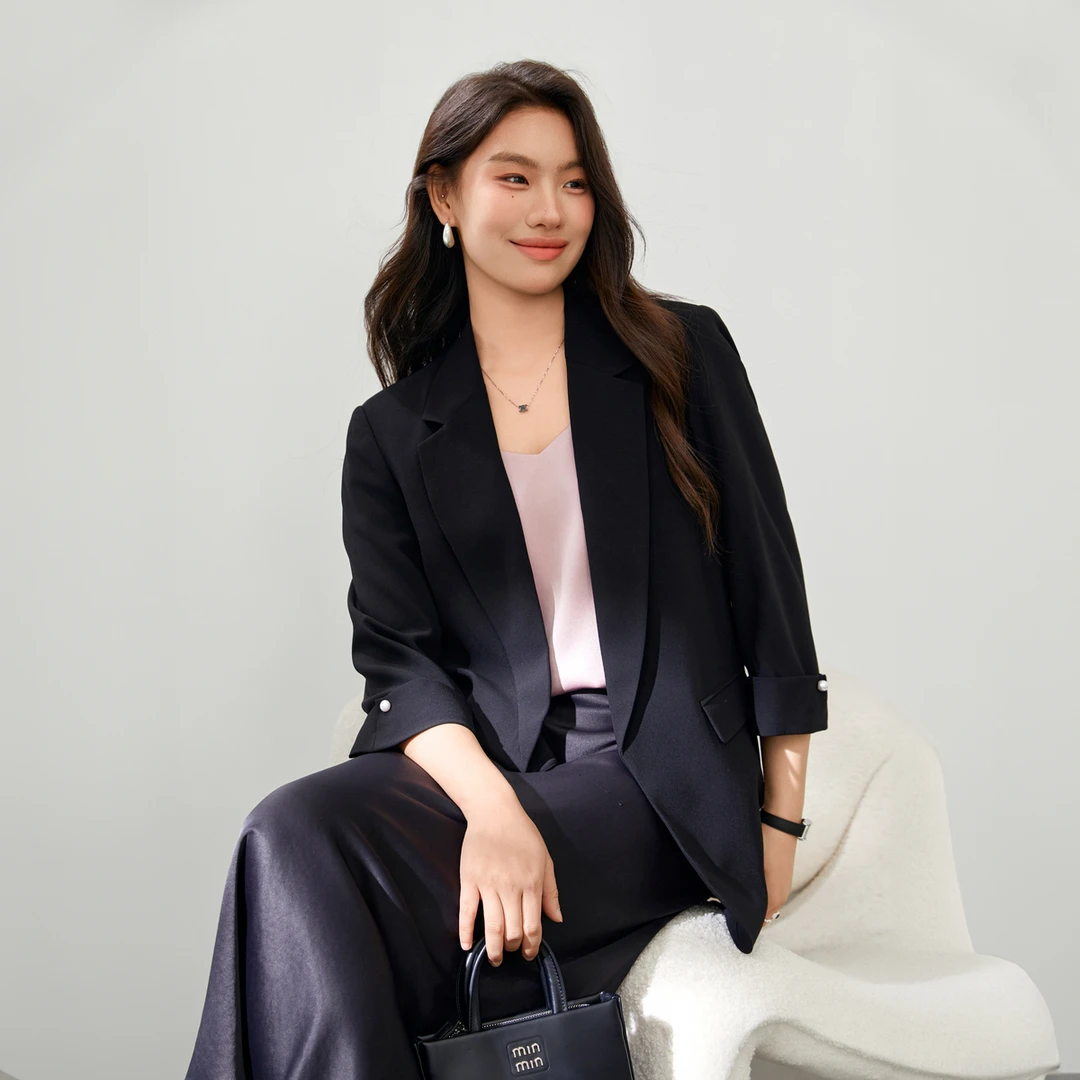 【宽松七分袖西装通勤外套】纤莉秀大码女装百搭显瘦西服外套QK0521