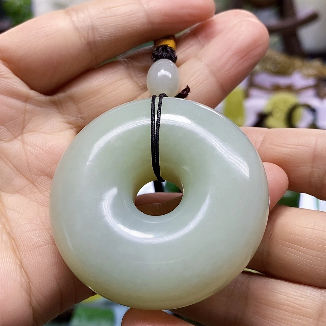 未镶嵌和田玉挂件