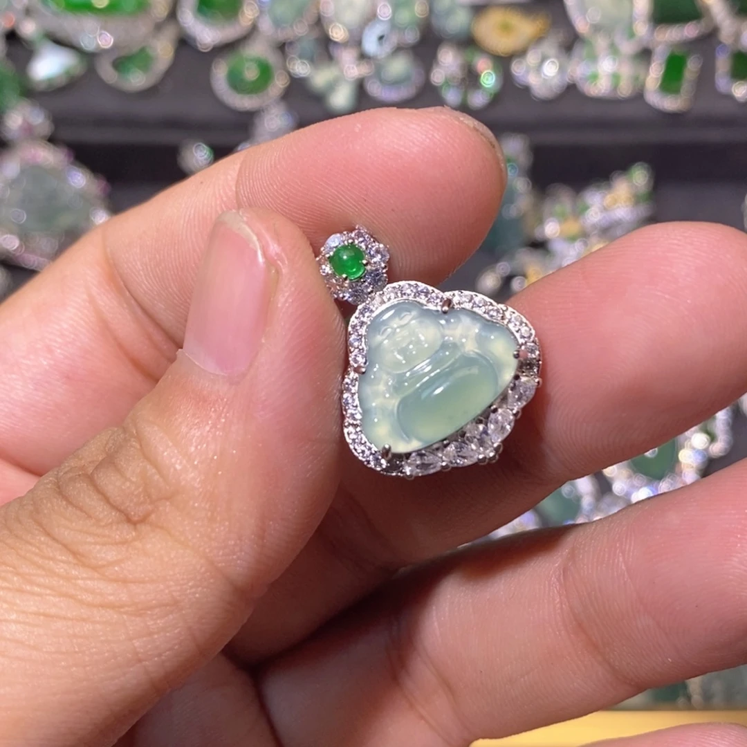 翡翠未镶嵌颈饰天然