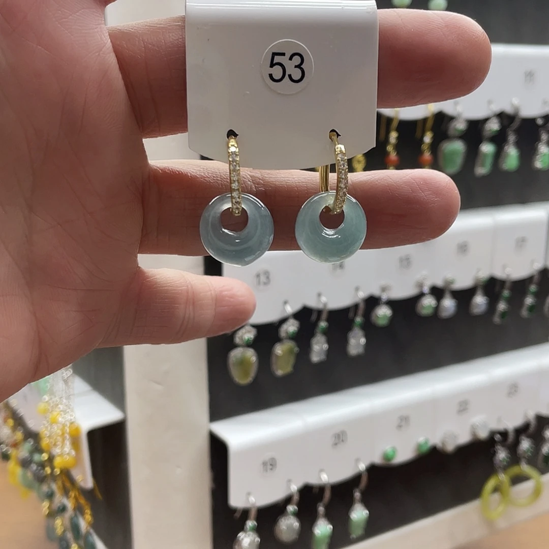 抱***觉翡翠未镶嵌耳饰翡翠未镶嵌耳饰53