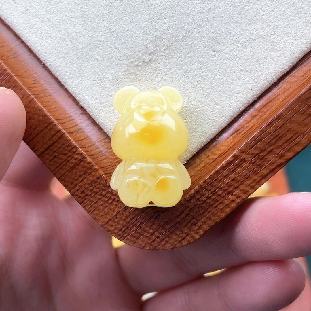 琥珀裸石未镶嵌蜜蜡