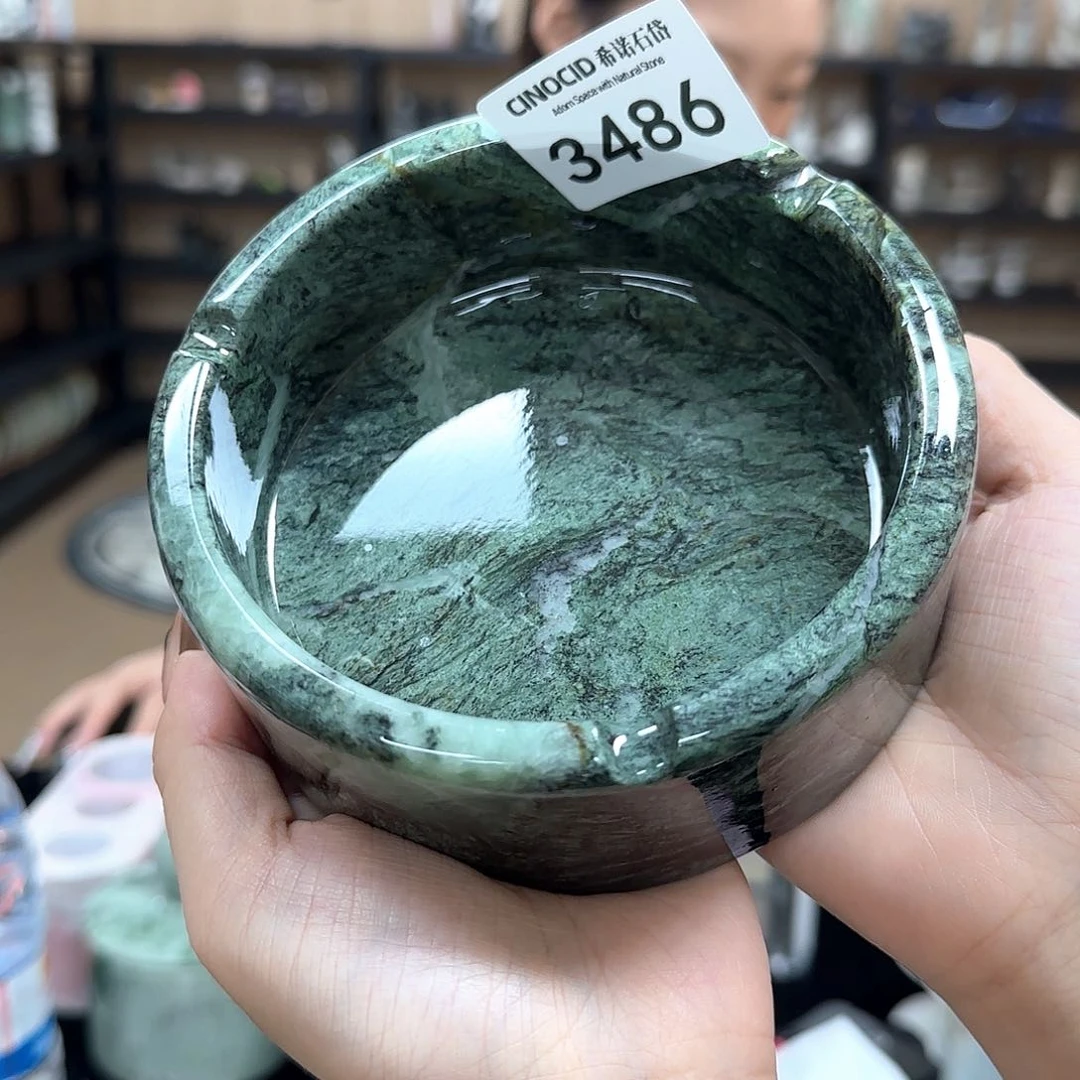 3486普啦哒绿烟灰缸