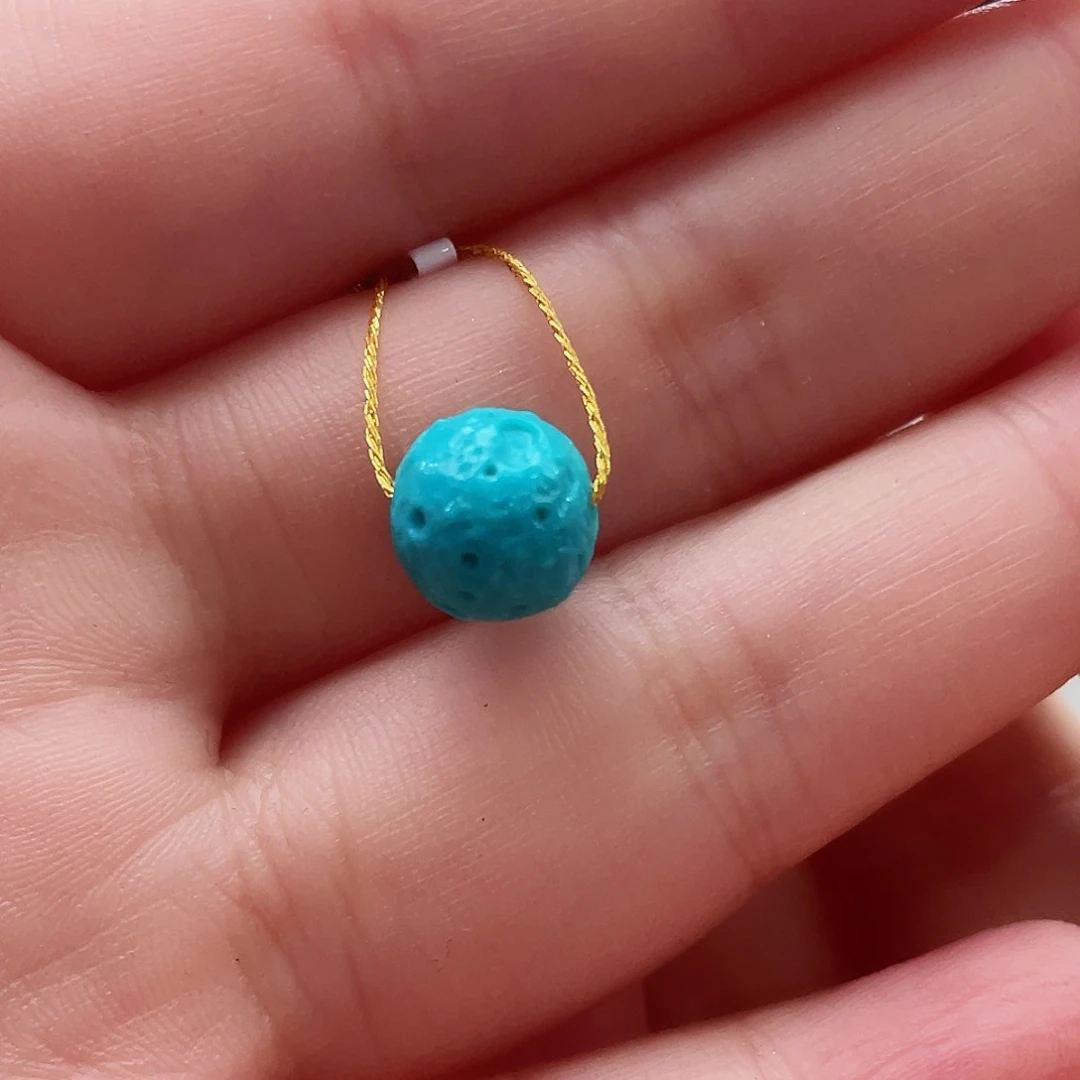 绿松石颈饰未镶嵌