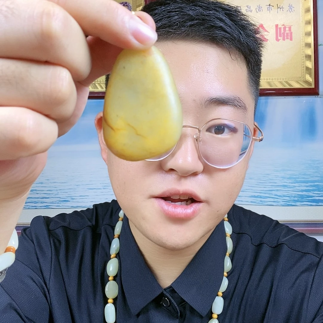 和田玉未镶嵌颈饰老***鱼