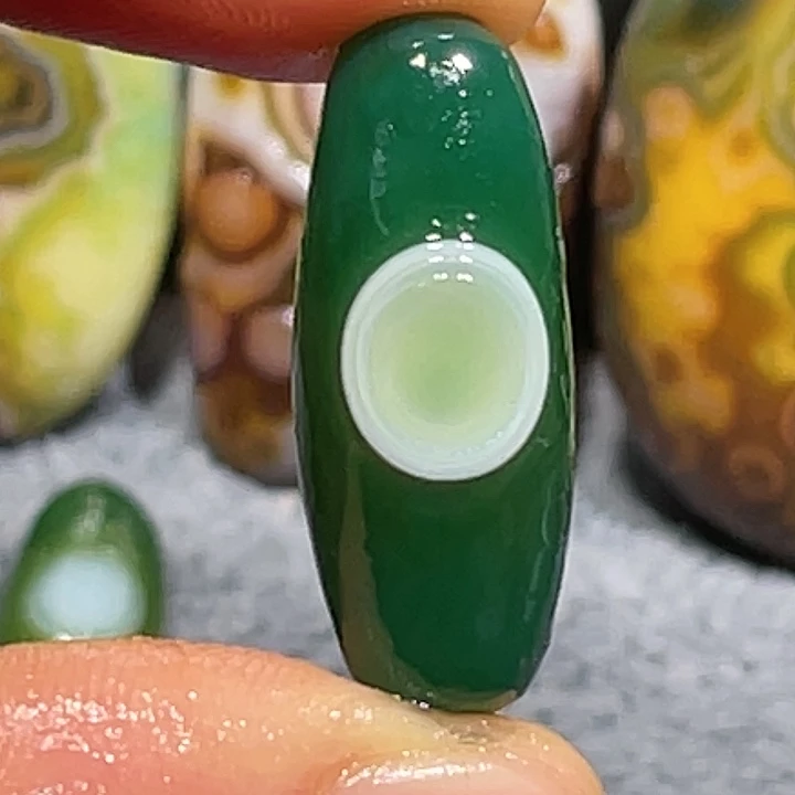 玛瑙/玉髓未镶嵌珠宝奇石