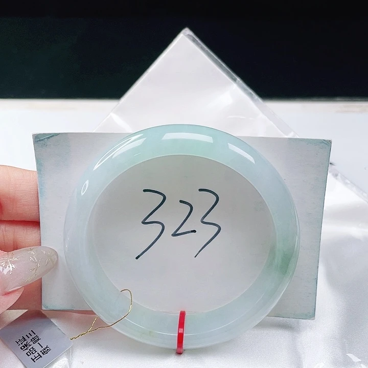 翡翠未镶嵌手镯缅甸翡翠56+