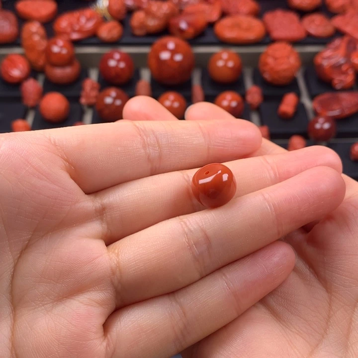 稚***生南红玛瑙老型单珠12MM微瑕未镶嵌