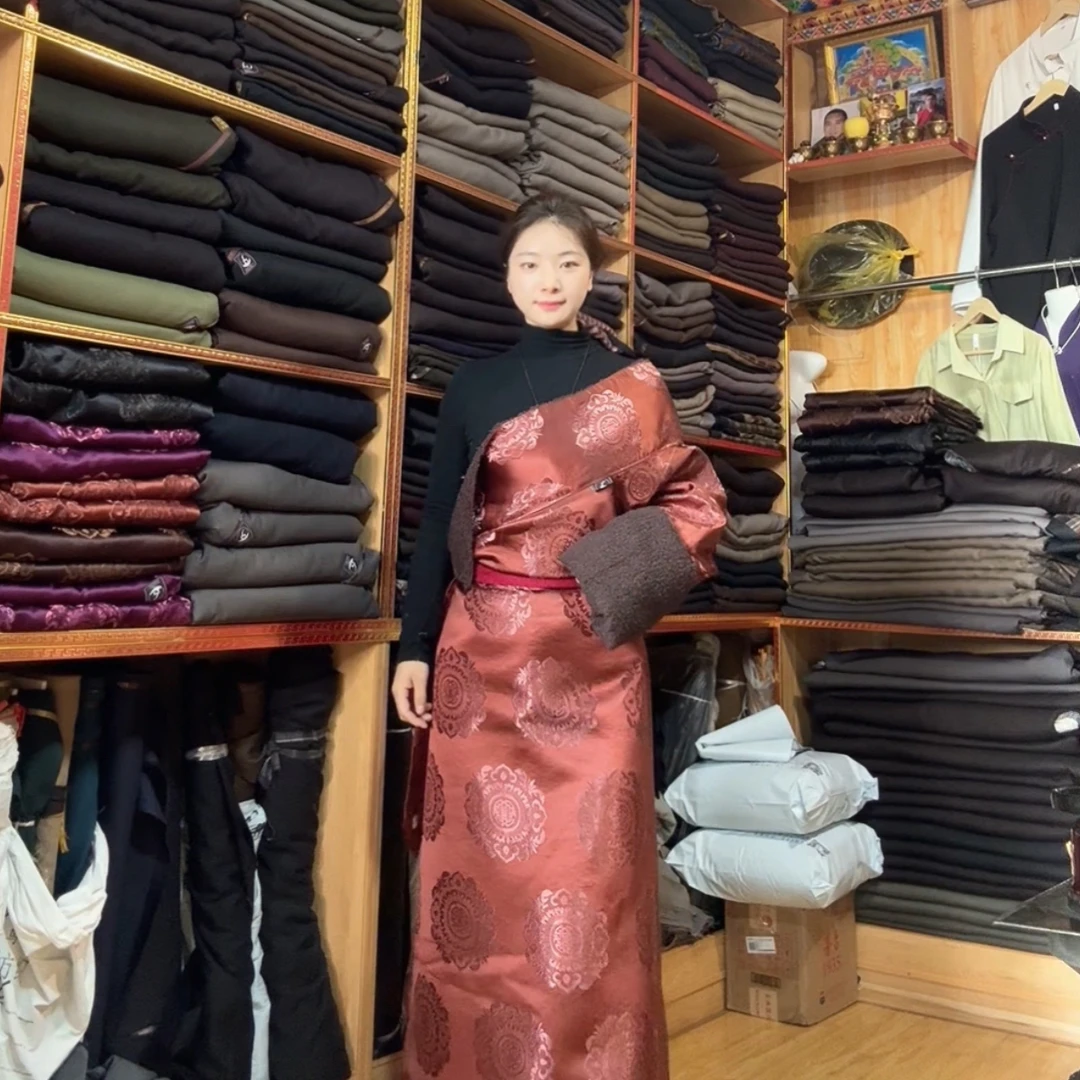 女款新款缎面里外一体加绒藏袍