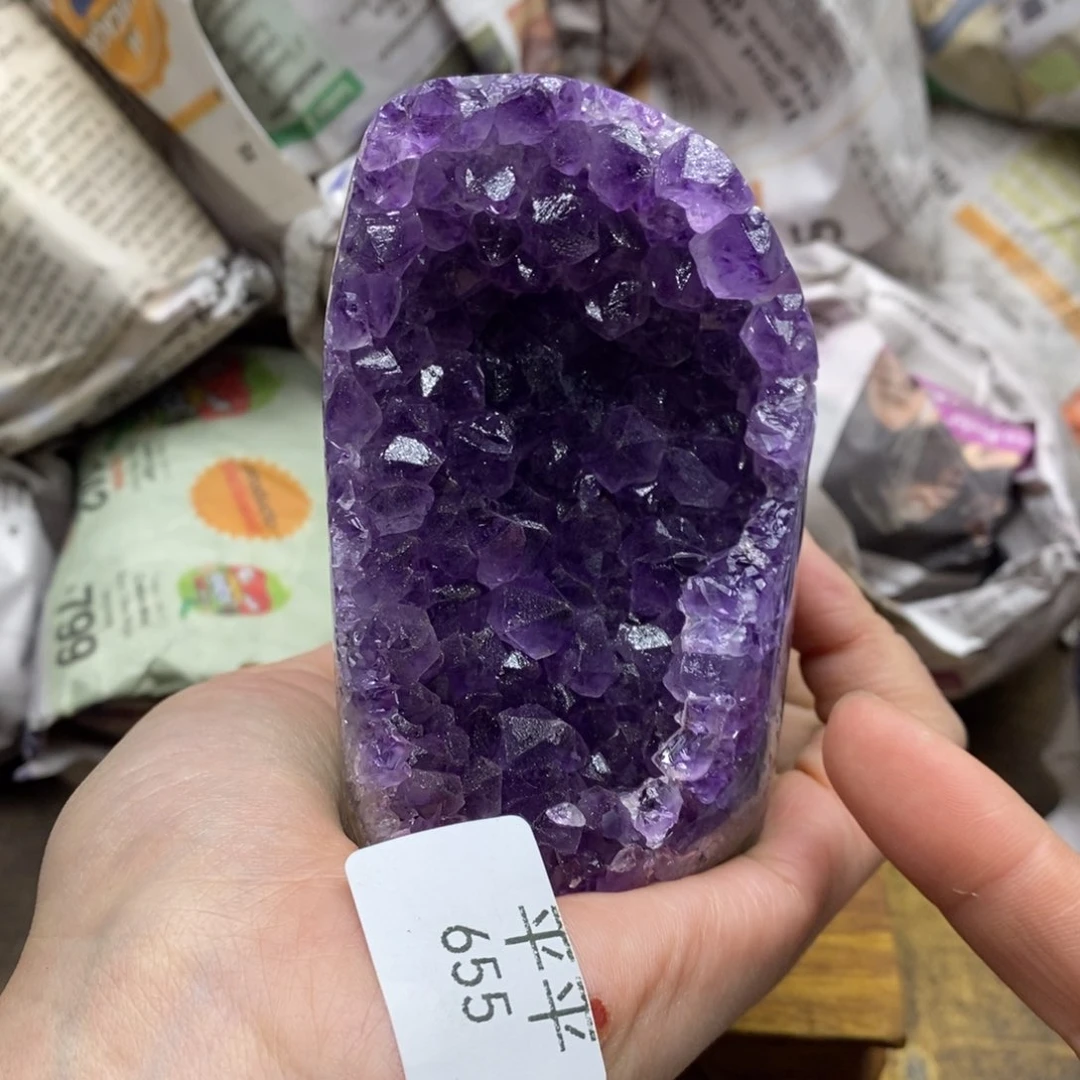 紫晶乌拉圭未镶嵌