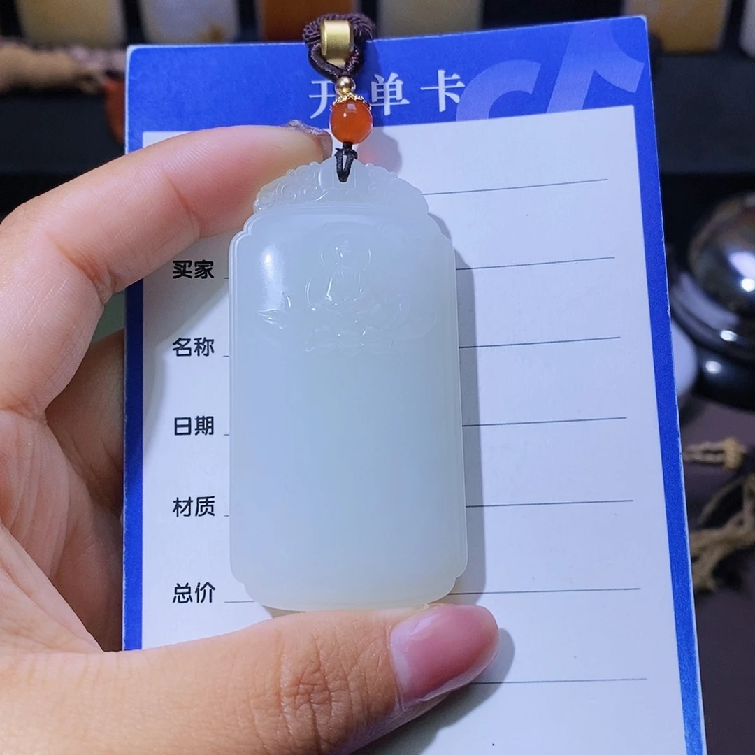 和田玉颈饰未镶嵌卖****孩