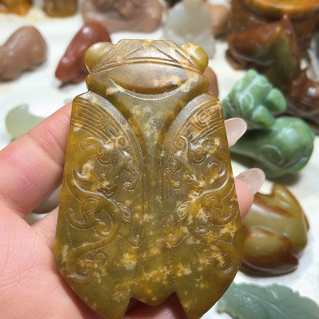 白玉菩提吊坠白玉菩提吊坠