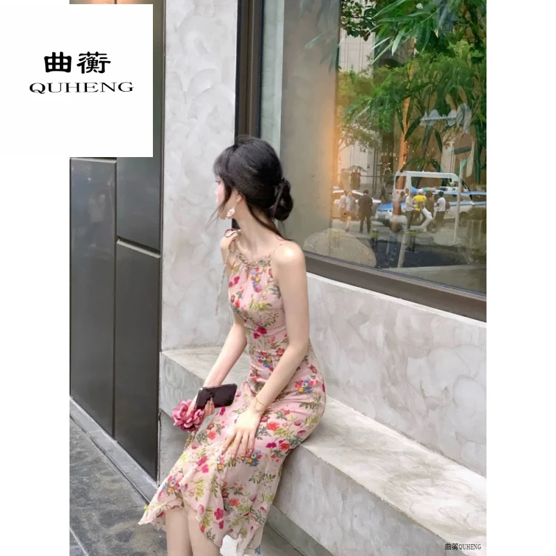 后妈裙复古收腰长款碎花夏日性感沙滩裙气质吊带裙显瘦法式风格