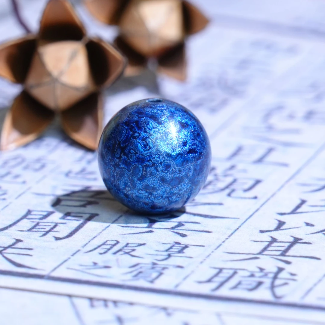 “汉云肌”犀皮扫银大漆珠