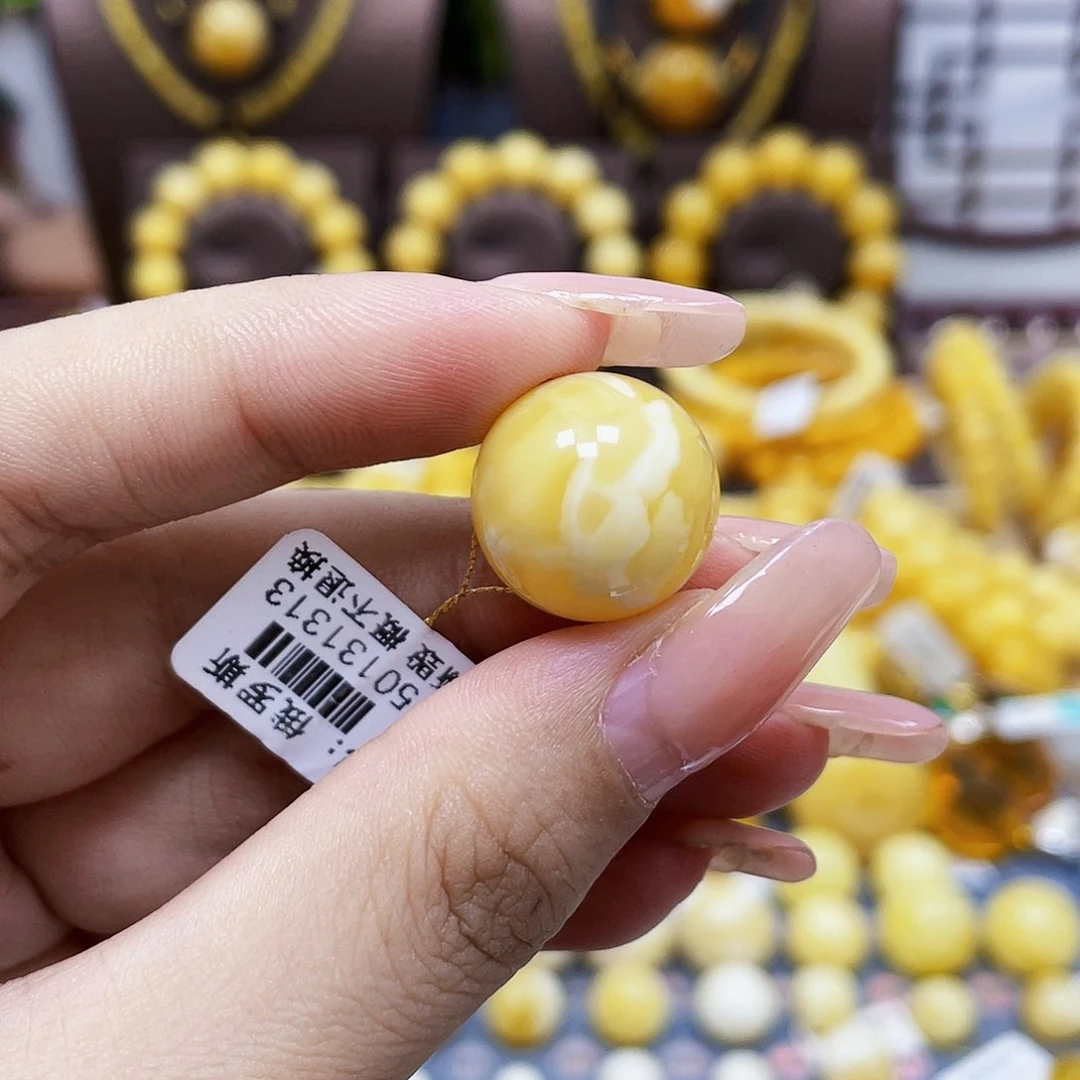 未镶嵌琥珀珠宝奇石17.2mm金瓷白满蜡妖花.福利款.瑕