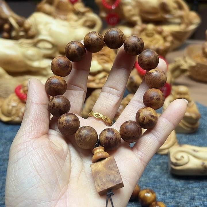 柏木太行崖柏手把摆件