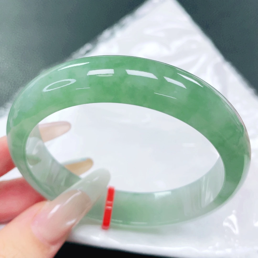 未镶嵌手镯翡翠55.56