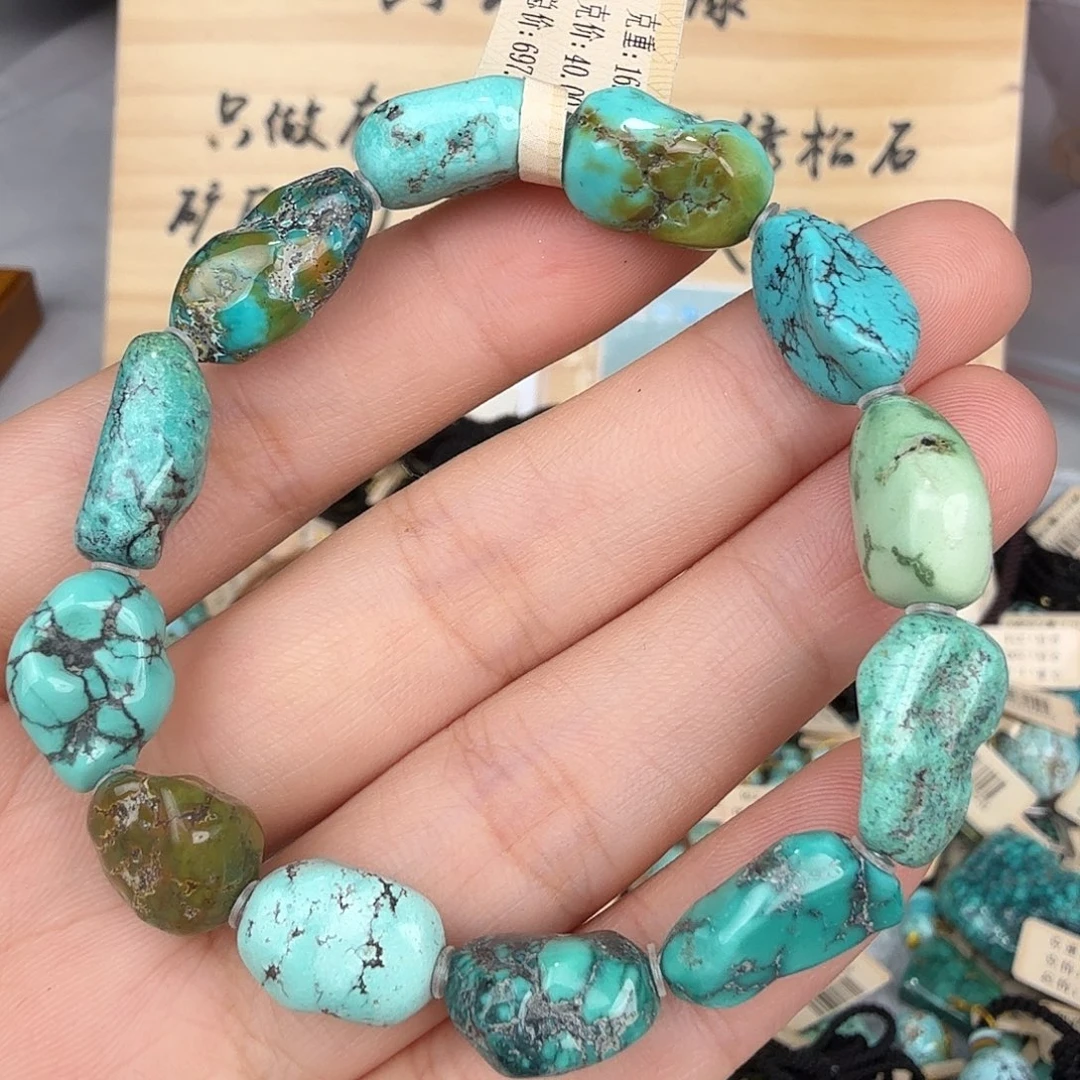 绿松石未镶嵌珠宝奇石