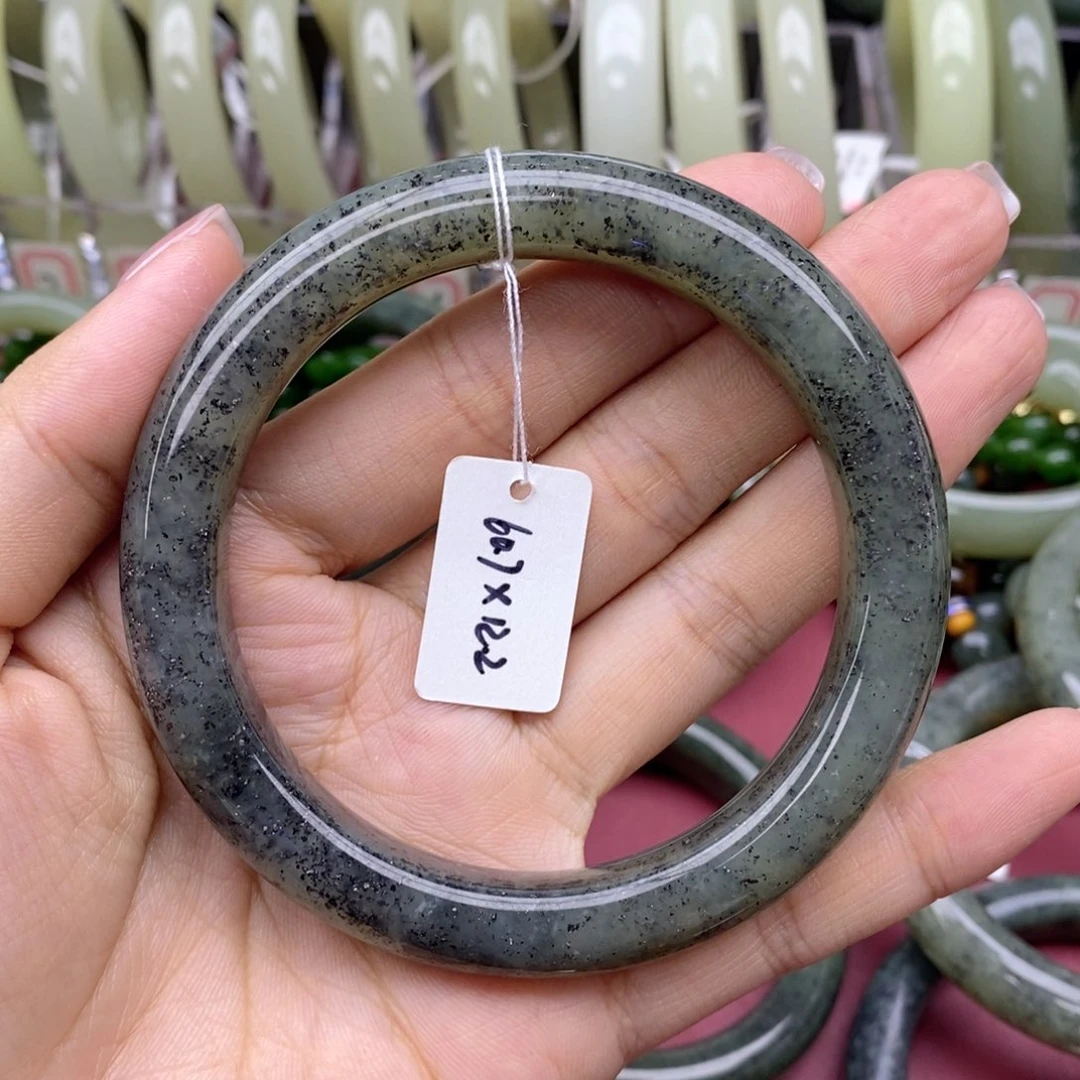 和田玉手镯未镶嵌涛*卡60