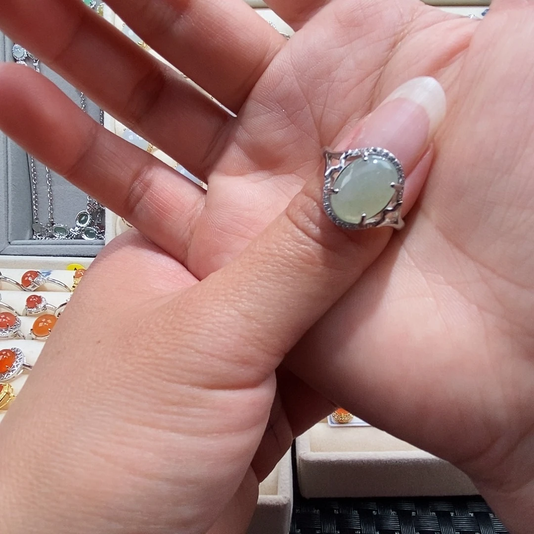 花***叶翡翠未镶嵌戒指缅甸