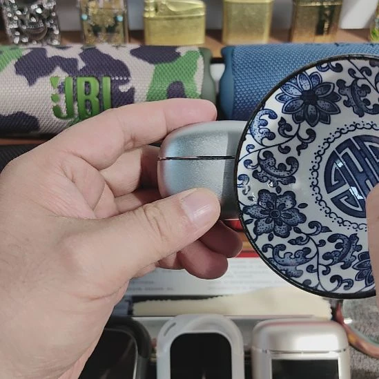 瓷器瓷片闪购商品 如图所示