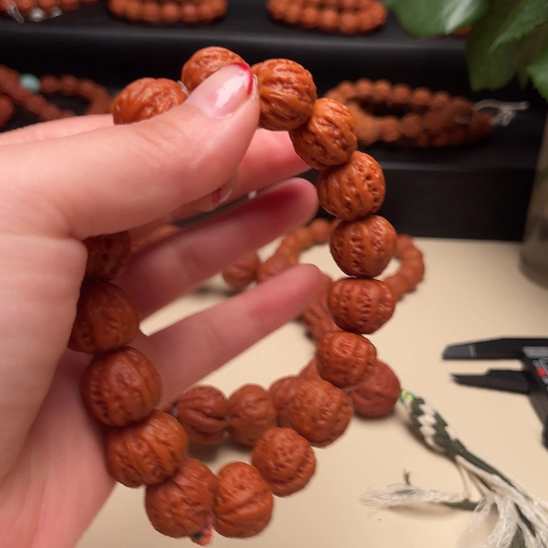 文玩核桃把件A****饰京八棱