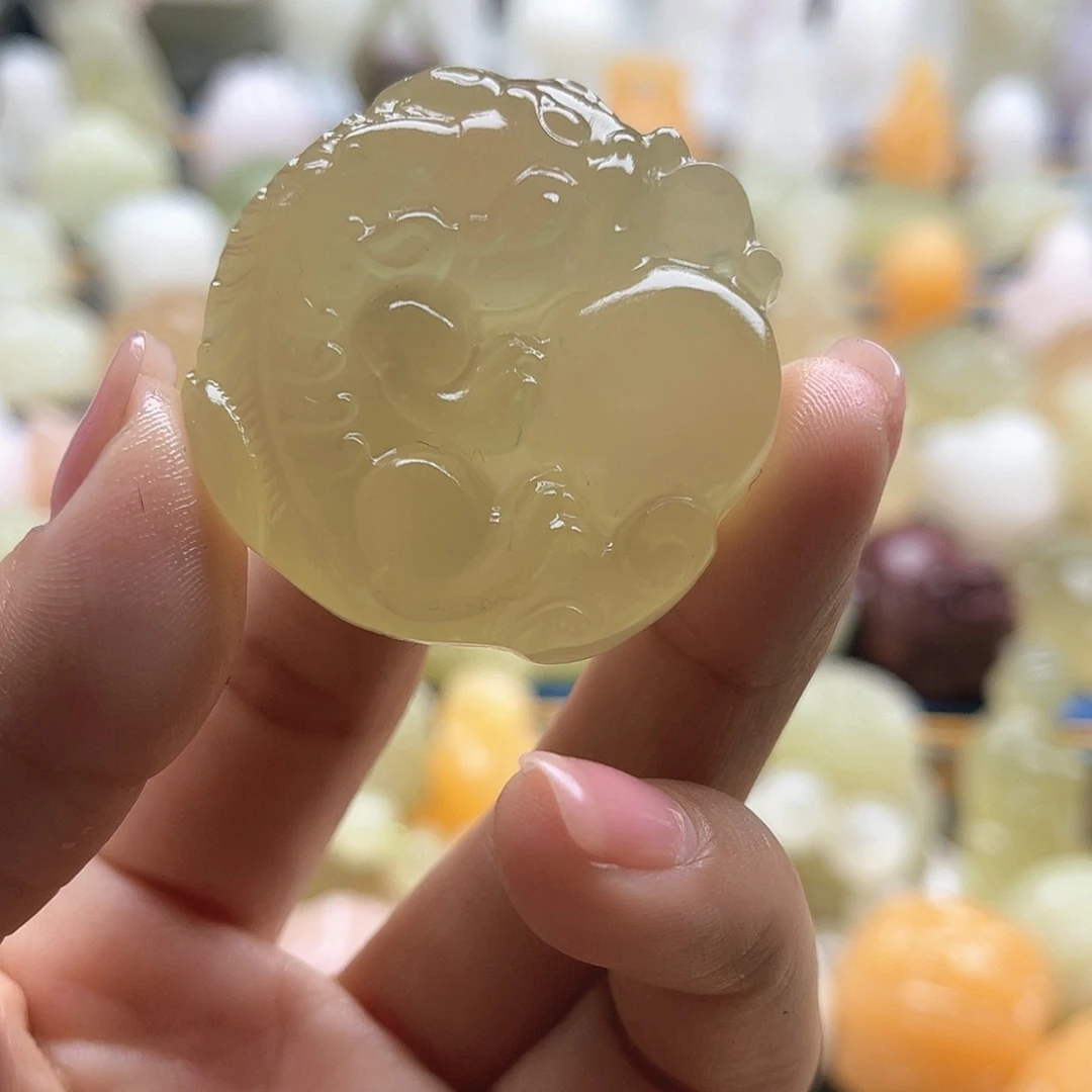 新疆昆仑山脉山料