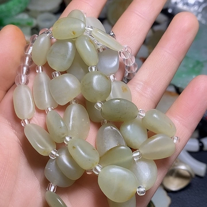 和田玉（糖玉）未镶嵌颈饰