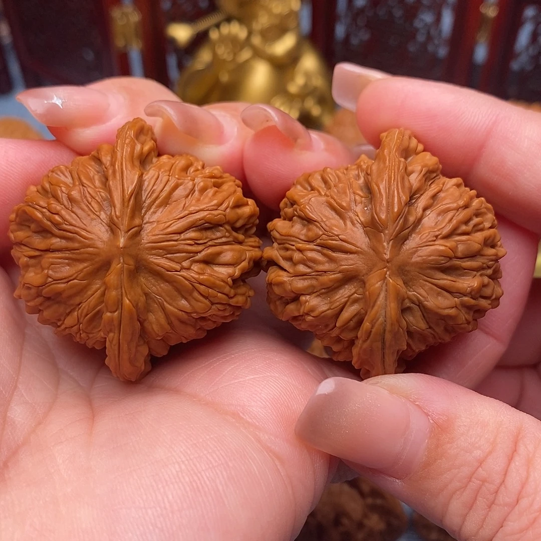 文玩核桃把件41.5全品毕业四座楼