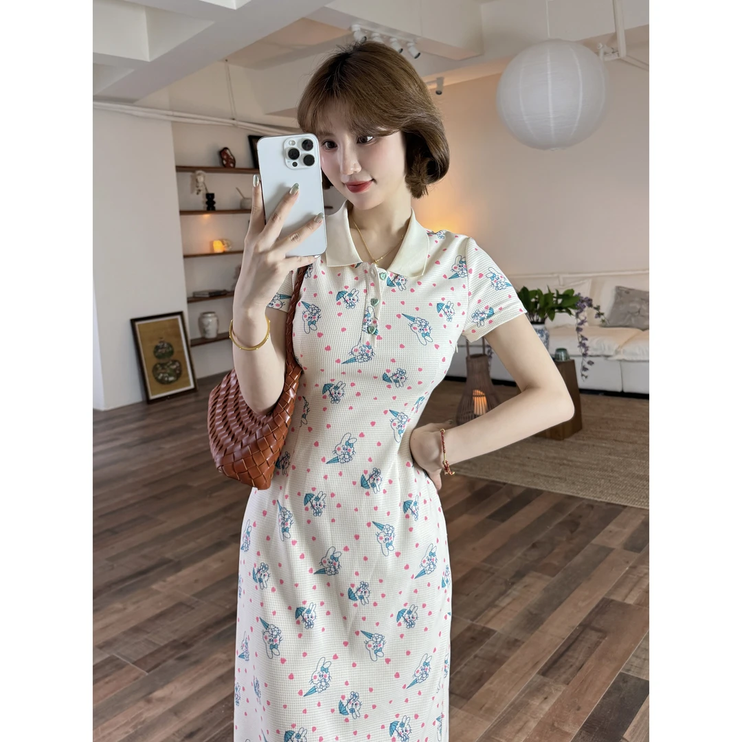 蕾英俊-心动记号-夏季学院风甜美米白色波点印花翻领polo裙JF6328