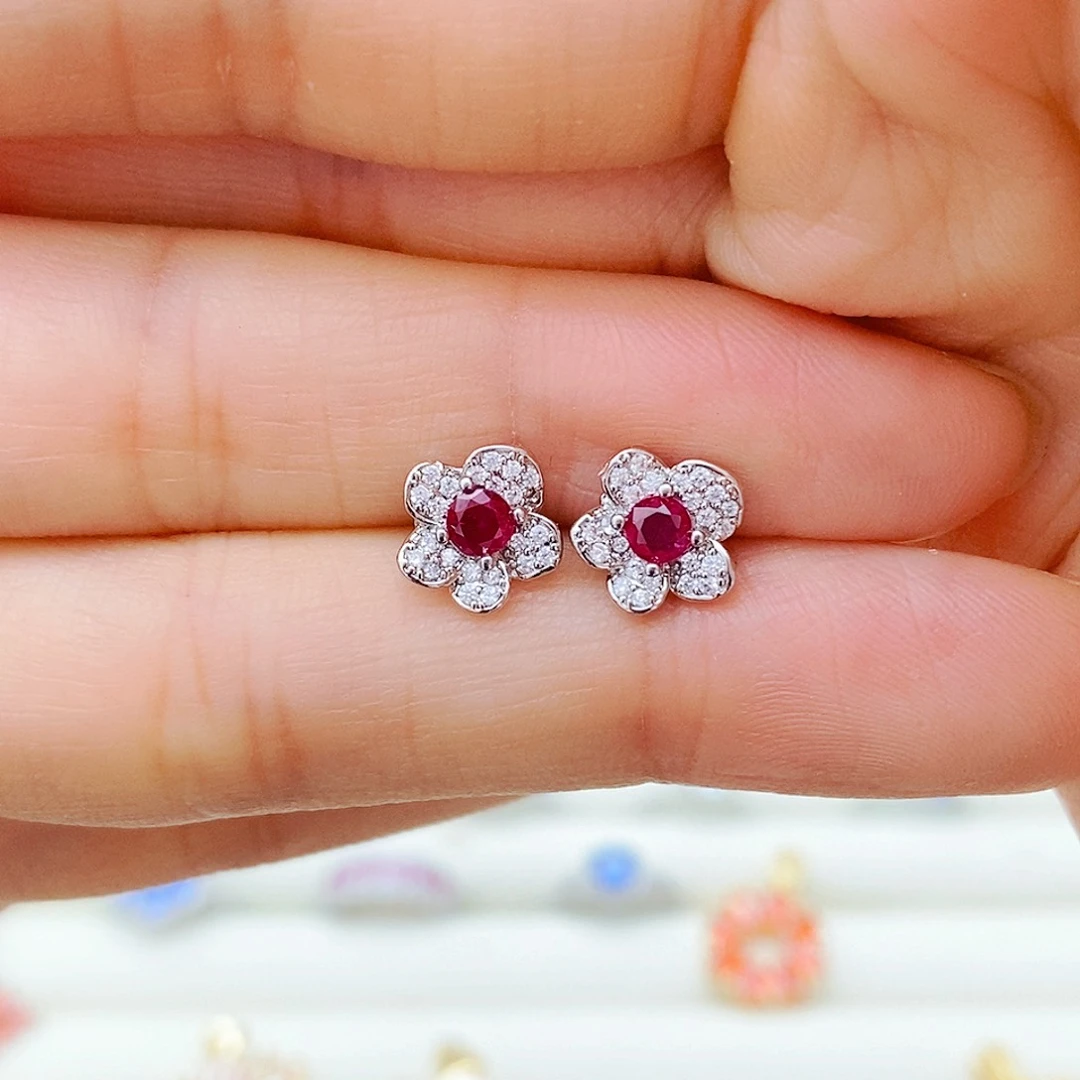 未镶嵌耳饰红宝石