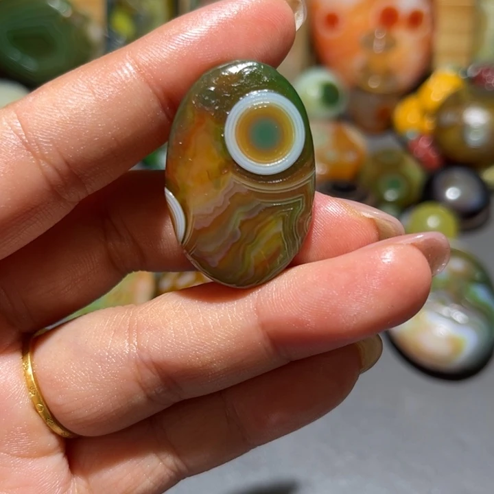 玛瑙/玉髓颈饰未镶嵌