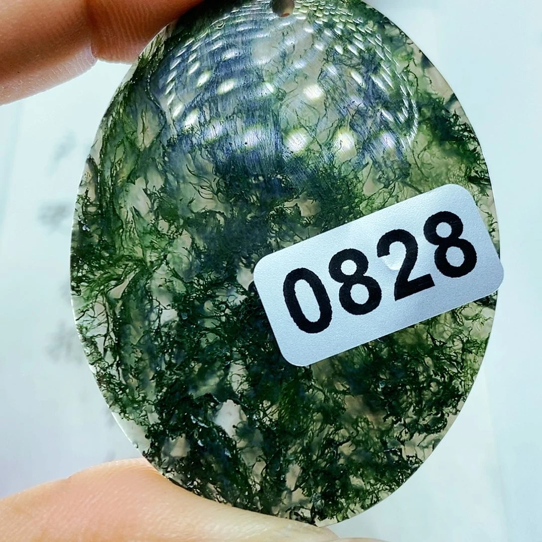 未镶嵌颈饰玛瑙/玉髓正**存