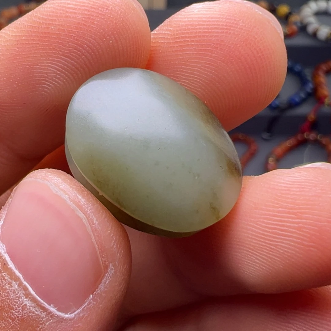 和田玉（糖玉）未镶嵌挂件