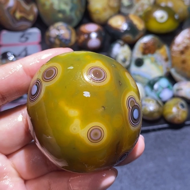 玛瑙/玉髓未镶嵌珠宝奇石7