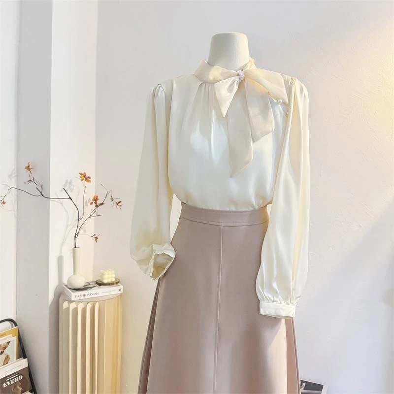 立领蝴蝶结缎面长袖衬衫女2025春设计感温柔气质通勤衬衣醋酸上衣