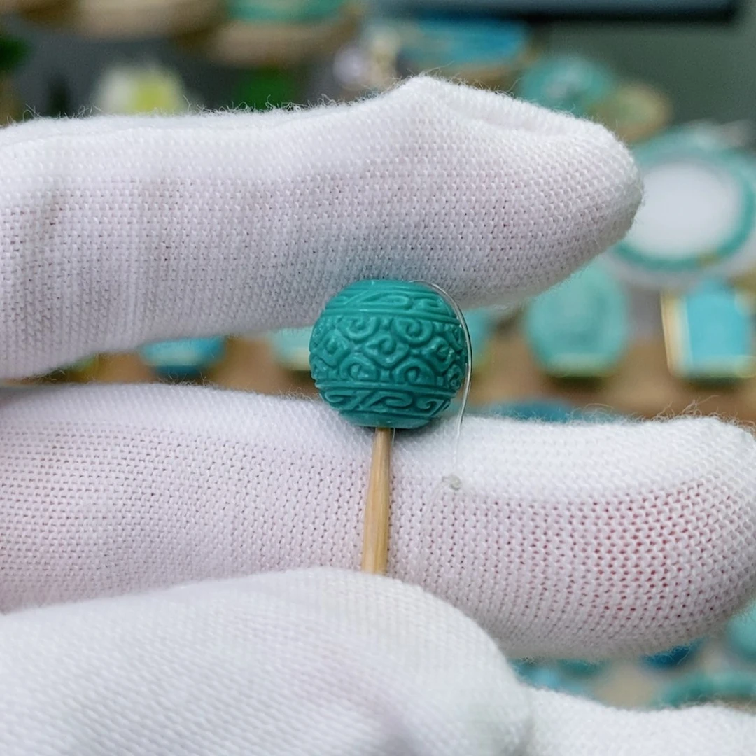 未镶嵌绿松石珠宝奇石