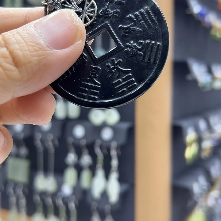 夏***＊翡翠银S925镶嵌耳饰