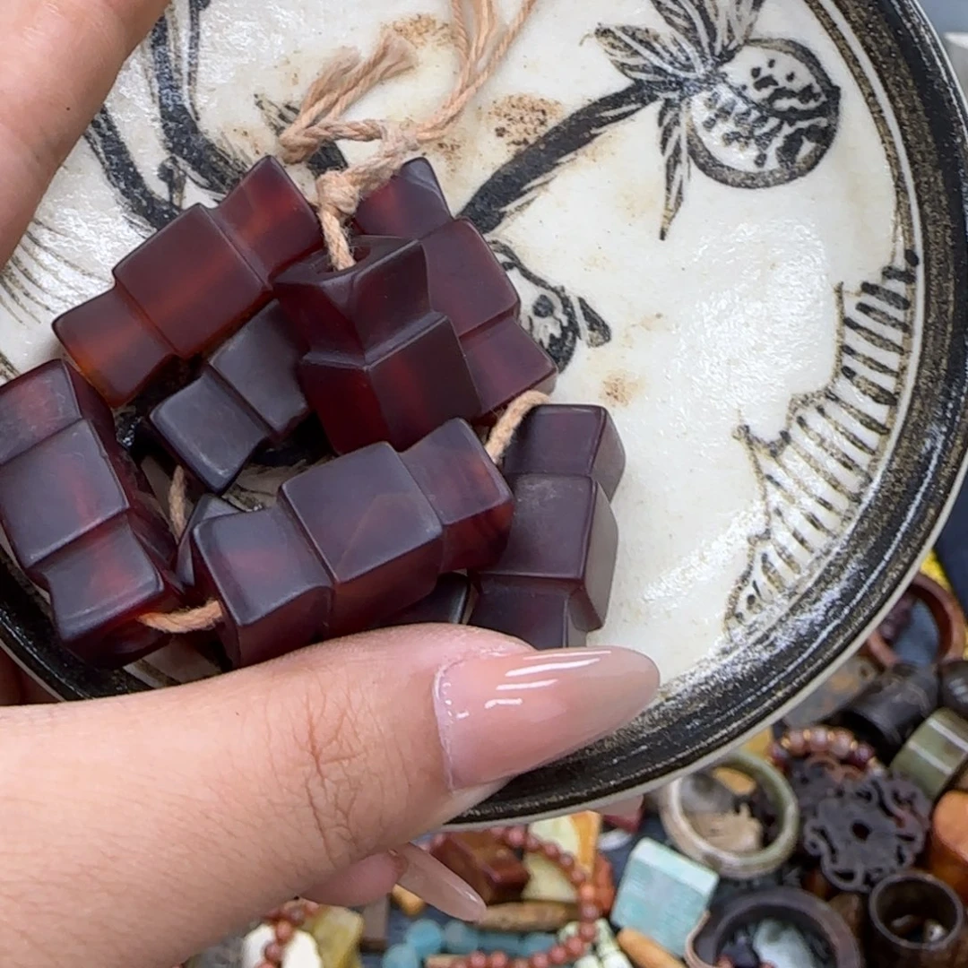 瓷片雨**虹08888808880