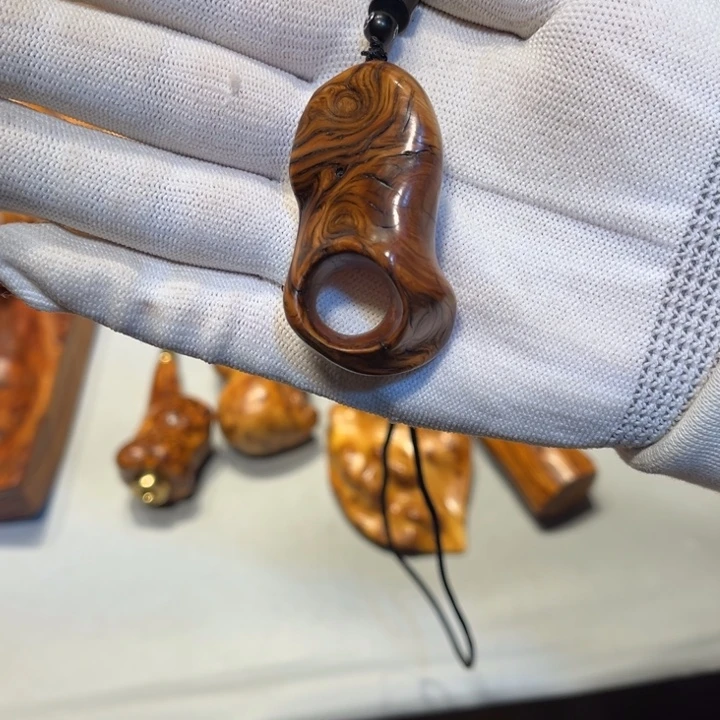 香榧木手把件把玩把玩