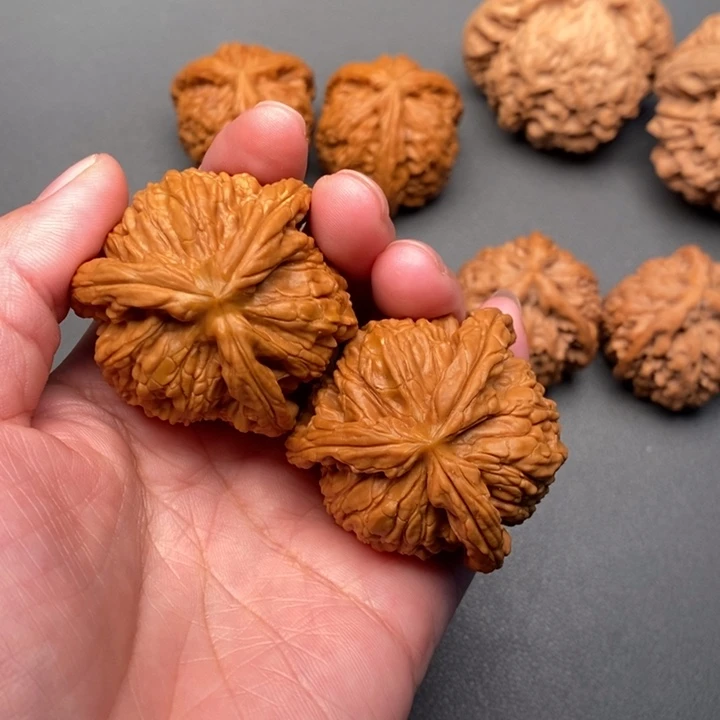 吊坠文玩核桃天*