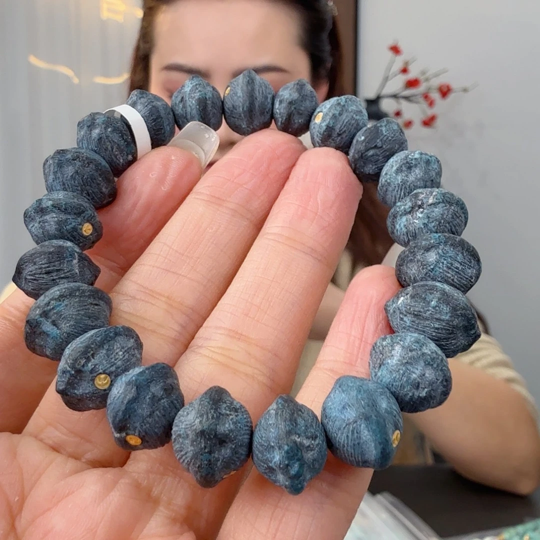 妖***绿松石未镶嵌珠宝奇石