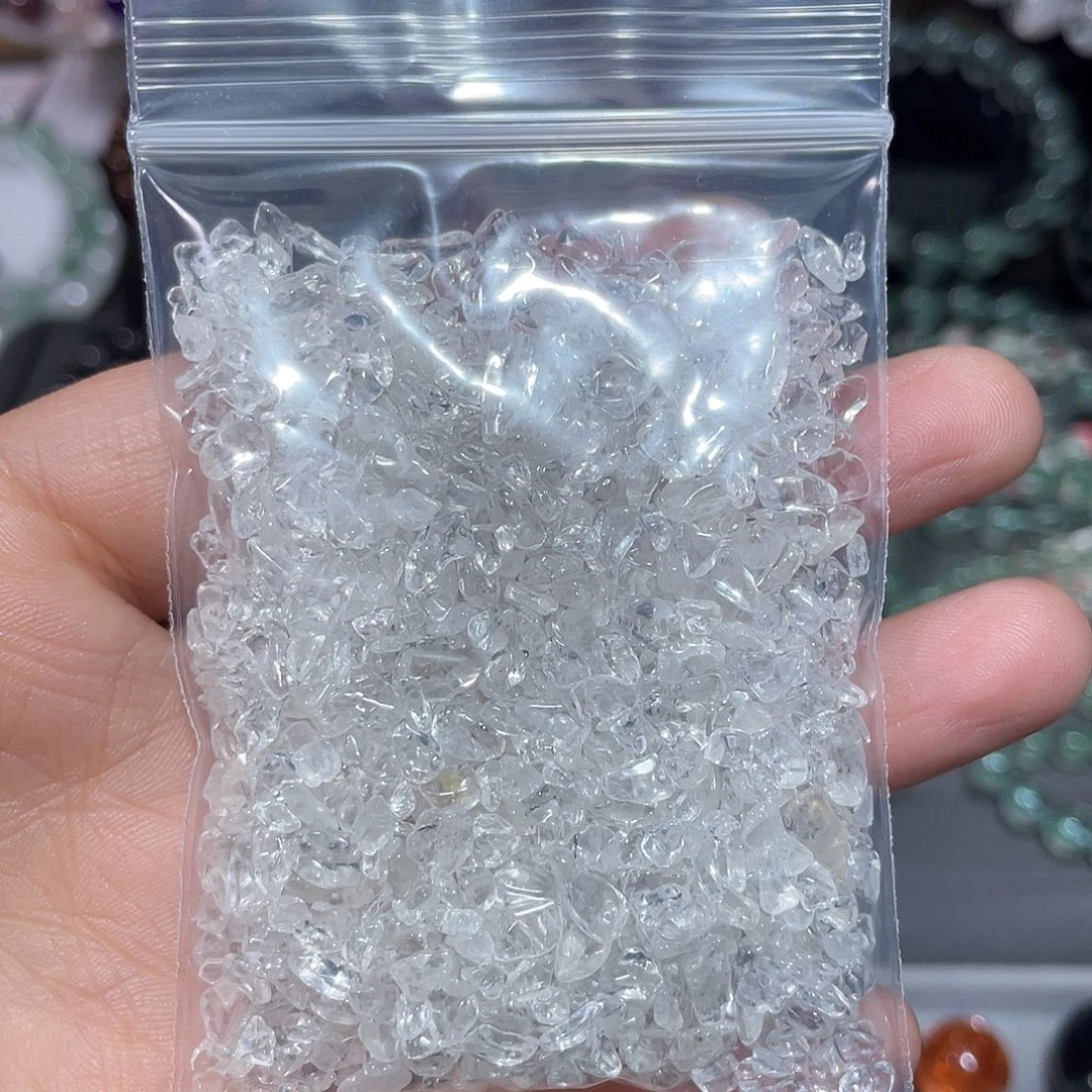 草***兔水晶手链未镶嵌碎石