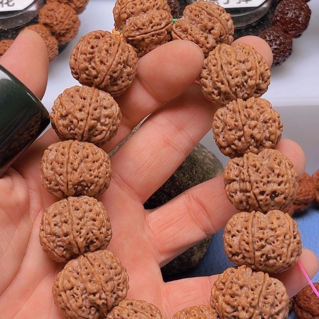 金刚菩提手串突****雨28mm 6瓣