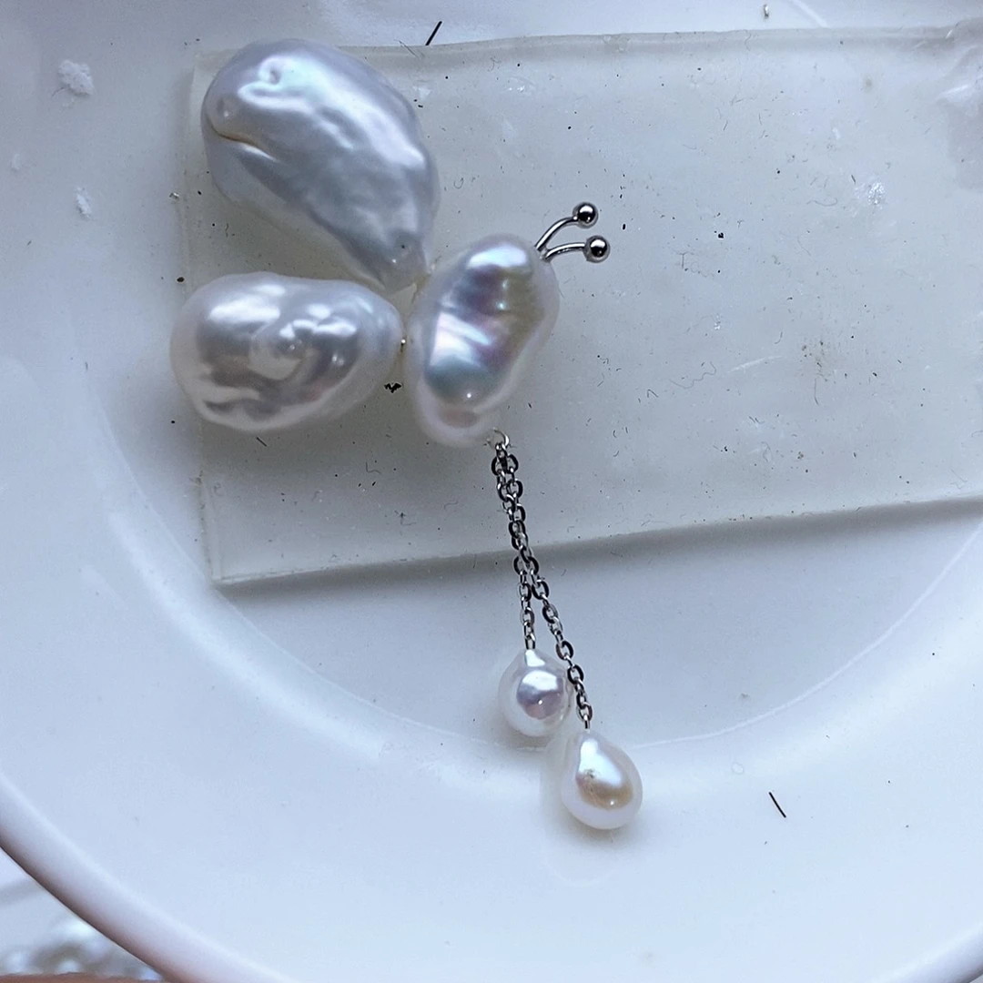 余***就合金淡水珍珠吊坠