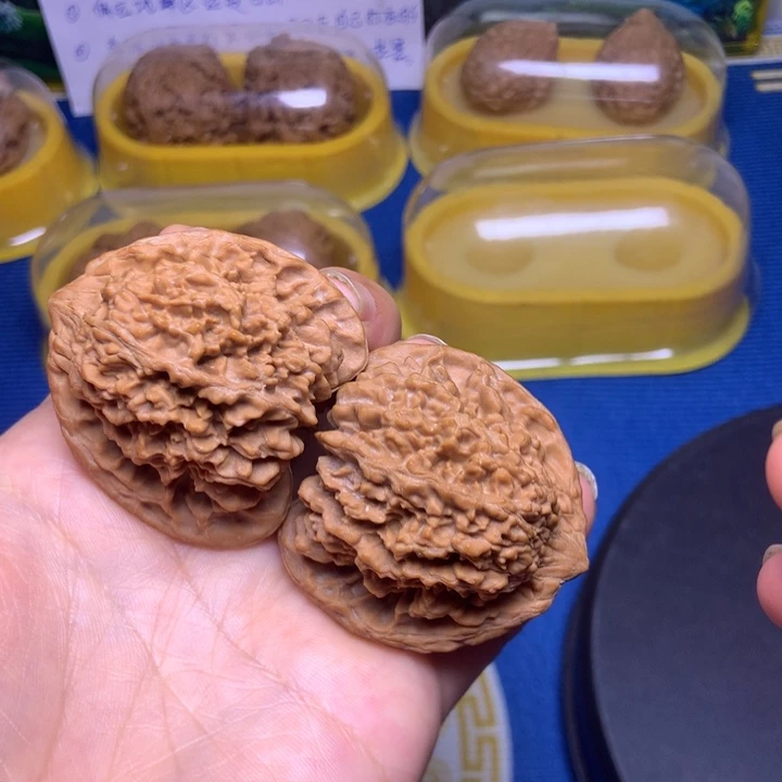 文玩核桃把件满天星44尺