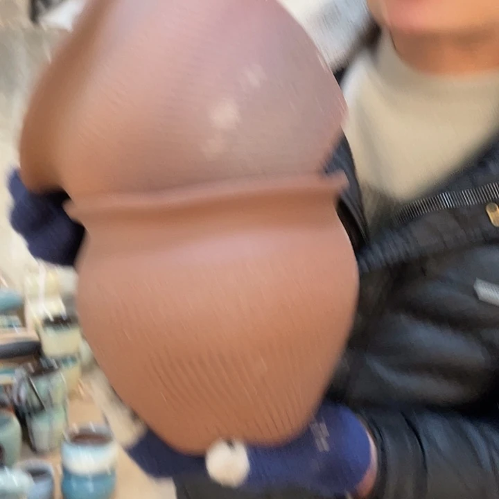红陶瑕疵20/18两个
