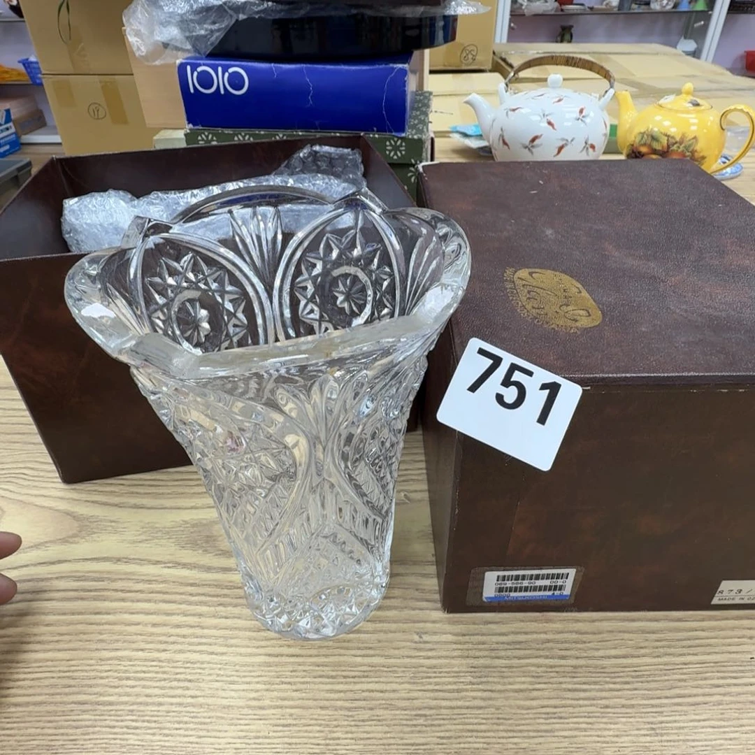 瓷片工艺品摆件瓷器摆件正能量