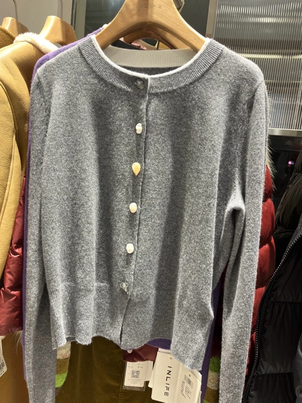INLIFE 不规则纽扣毛衫 9312