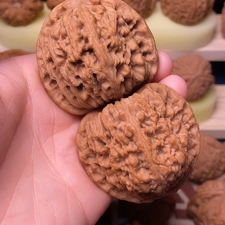 文玩核桃吊坠48粗筋南疆